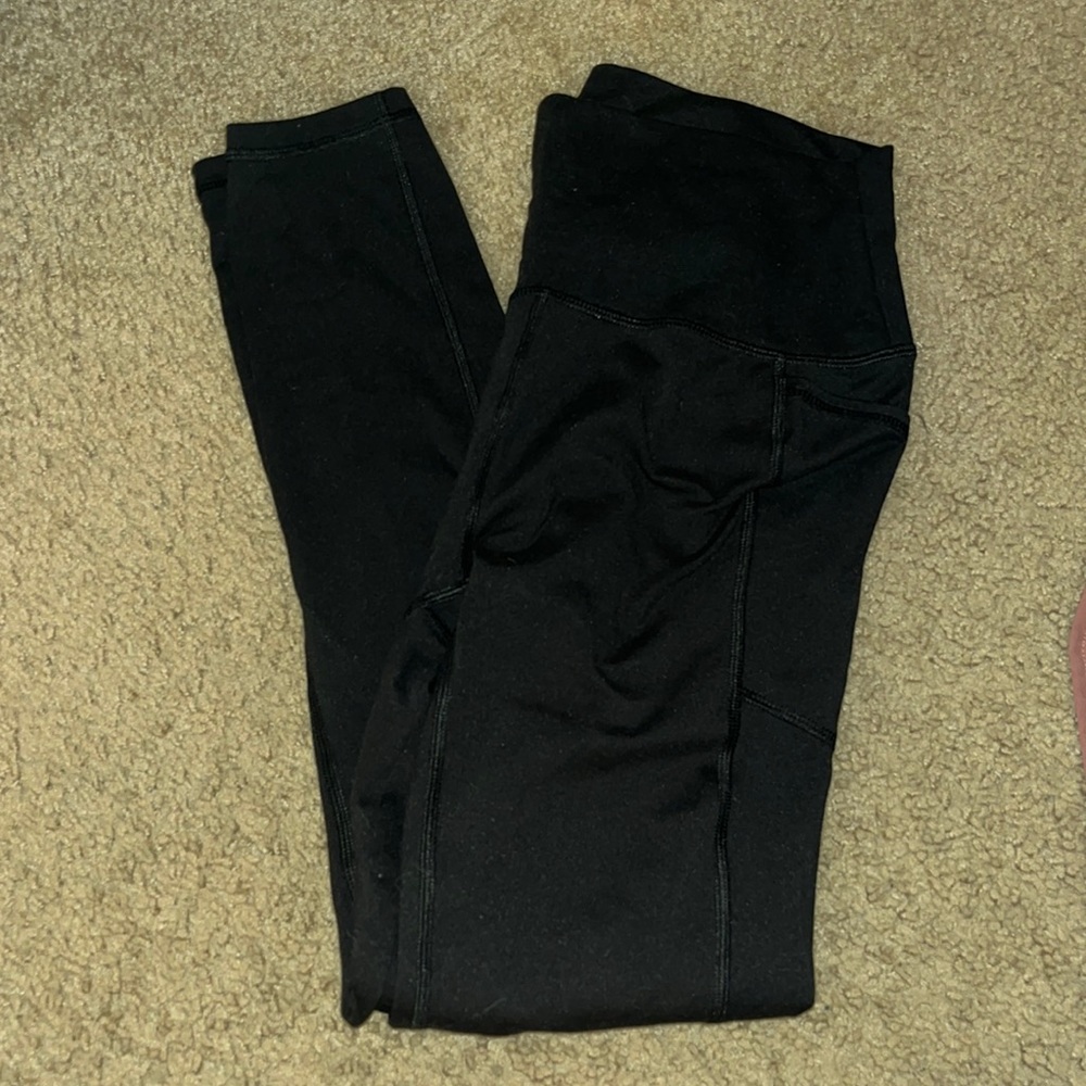 Black leggings